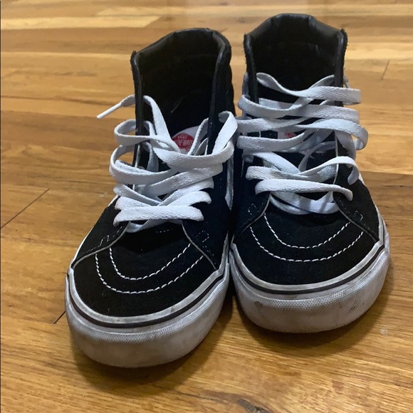 Vans - Picture 3 of 5